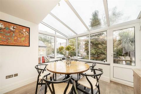 3 bedroom flat for sale, Abbeville Road, London SW4