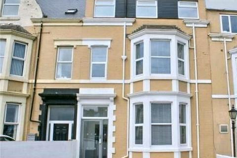 2 bedroom flat for sale, South Parade, Whitley Bay, Tyne and Wear, NE26 2RG