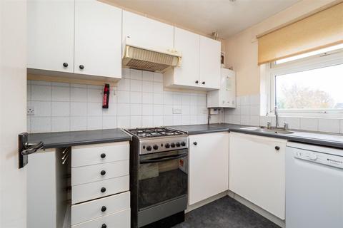 1 bedroom maisonette for sale, 40 Carshalton Grove, Sutton