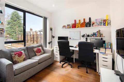 2 bedroom flat for sale, Duchess Drive, Plaistow, London, E13