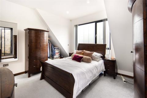 2 bedroom flat for sale, Duchess Drive, Plaistow, London, E13