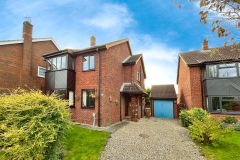 4 bedroom semi-detached house for sale, The Glade, Beverley Parklands, Beverley, East Riding of Yorkshire, HU17 0RG