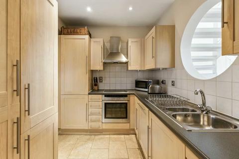 3 bedroom flat for sale, Sweden Gate, London SE16