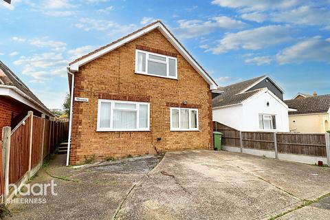 4 bedroom detached house for sale, Drake Avenue, Minster on sea