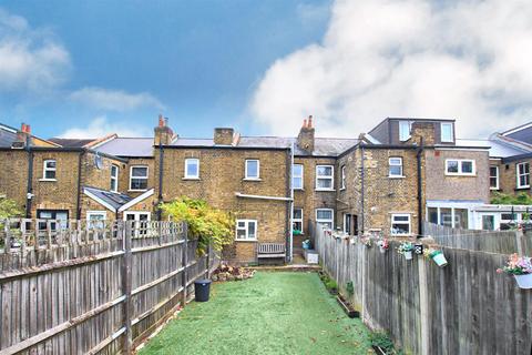 2 bedroom terraced house for sale, Seaton Road, Twickenham TW2