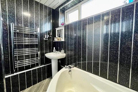 15 Derwent Crescent, Swalwell, Newcastle Upon Tyne, NE16 3HX
