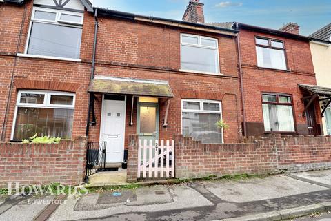 3 bedroom terraced house for sale, Maidstone Road, Lowestoft