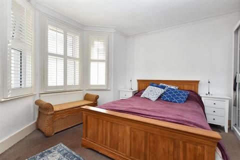 3 bedroom end of terrace house for sale, Marine Road, Eastbourne