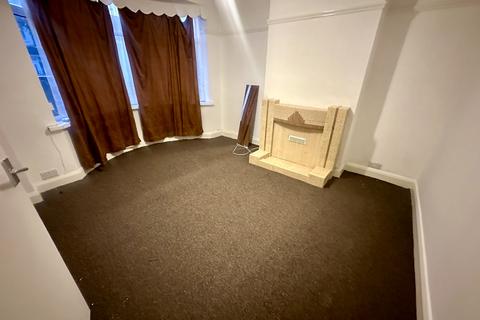 3 bedroom terraced house to rent, Derwent Road,  Southall, UB1