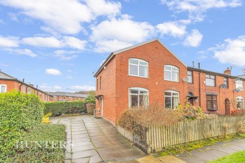 3 bedroom end of terrace house for sale, Brooklyn Avenue, Littleborough, OL15 9JS