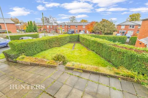 3 bedroom end of terrace house for sale, Brooklyn Avenue, Littleborough, OL15 9JS