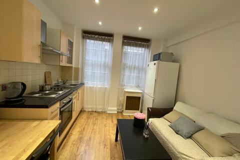 Studio to rent, Marylebone, London NW1