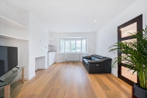8 Princes Close, Teddington, TW11 0RX