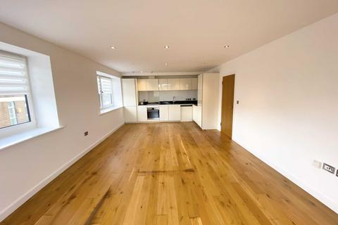 2 bedroom apartment to rent, High Street, Brentwood CM14