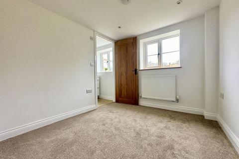 3 bedroom end of terrace house for sale, Hyde Lane, Newnham GL14