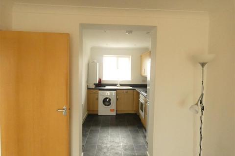 4 bedroom apartment to rent, Chillingham Road, Chillingham Garden Village, Heaton