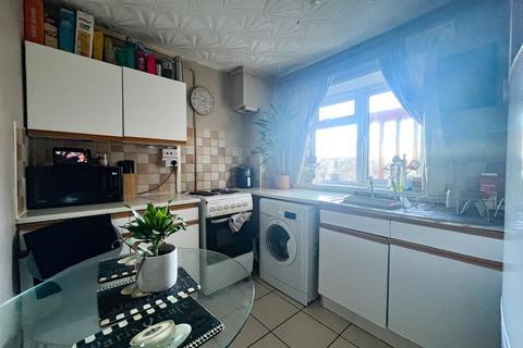 2 bedroom apartment for sale, Blakeney Road, Patchway, Bristol, Gloucestershire, BS34