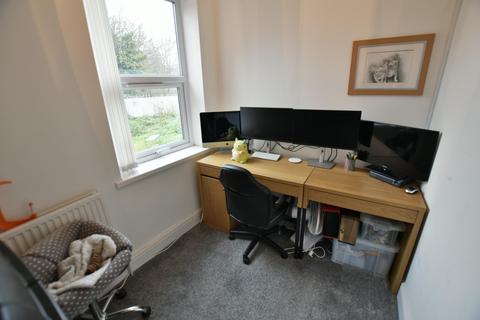 10 Bertie Road, Wrexham, LL13 8EH