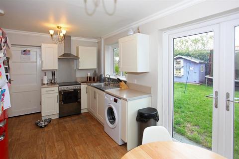 3 bedroom semi-detached house for sale, Malvern Crescent, Little Dawley