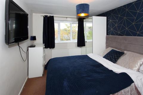 38 Malvern Crescent, Little Dawley, Telford, TF4 3HE