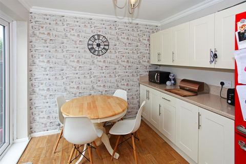 38 Malvern Crescent, Little Dawley, Telford, TF4 3HE