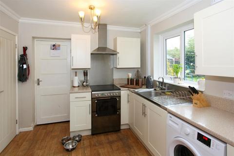 38 Malvern Crescent, Little Dawley, Telford, TF4 3HE