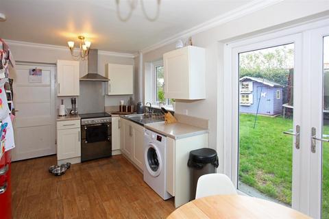 38 Malvern Crescent, Little Dawley, Telford, TF4 3HE
