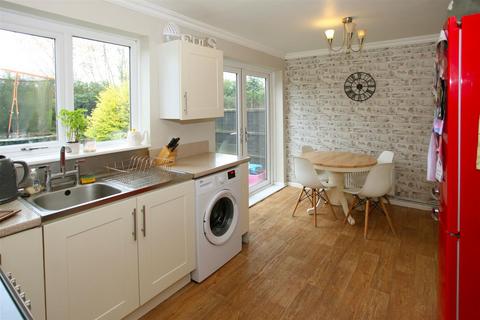 38 Malvern Crescent, Little Dawley, Telford, TF4 3HE