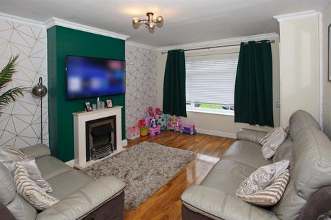 38 Malvern Crescent, Little Dawley, Telford, TF4 3HE