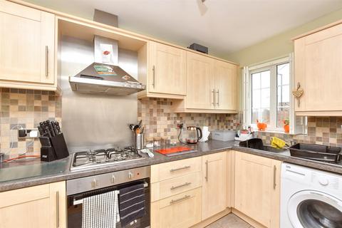 2 bedroom end of terrace house for sale, Lucas Road, Snodland, Kent