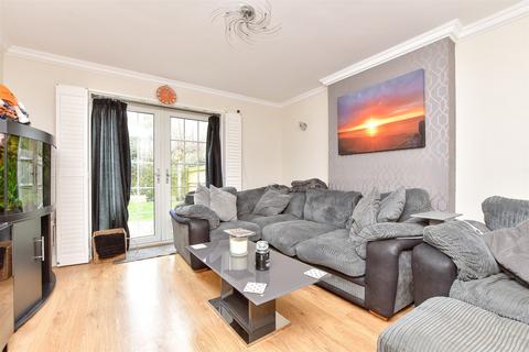 2 bedroom end of terrace house for sale, Lucas Road, Snodland, Kent