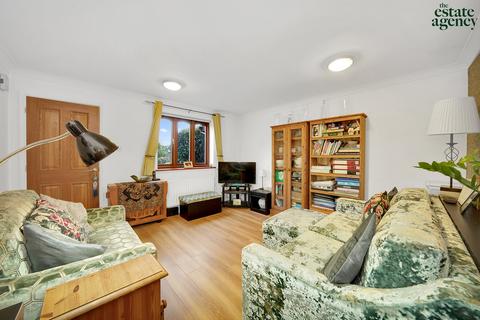 77 Westminster Gardens, London, E4 6ER