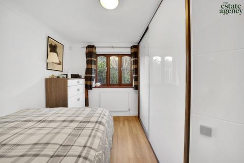 77 Westminster Gardens, London, E4 6ER