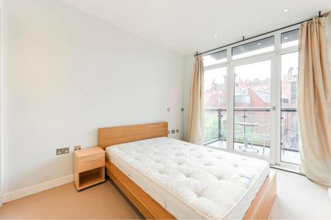 1 bedroom apartment to rent, Hepworth Court , Gatliff Road, Grosvenor Waterside SW1W