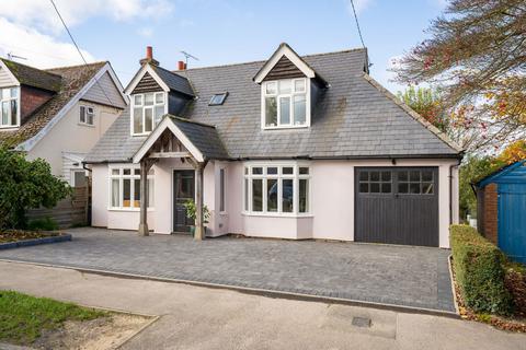 4 bedroom detached house for sale, Springhill Road, Saffron Walden