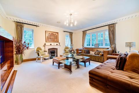 7 bedroom detached house for sale, Pine Glade, Orpington