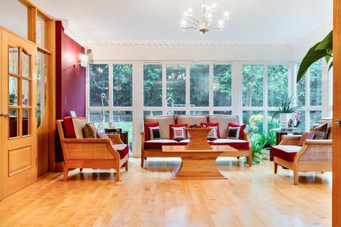 Mulralto Pine Glade, Orpington, BR6 8NT