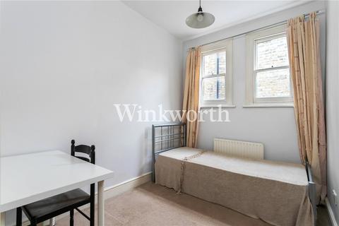 51b Selborne Road, London, N14 7DD