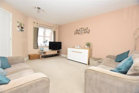 3 bedroom townhouse for sale, Skipton Close, East Ardsley, Wakefield, West Yorkshire