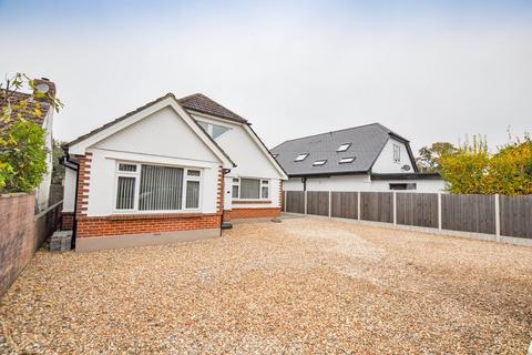 4 bedroom chalet for sale, Hayes Close, Wimborne, BH21