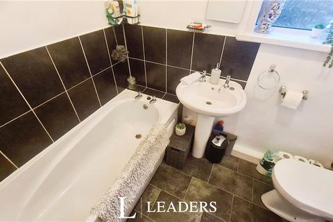 44 Blake Crescent, Mansfield, NG18 2NB