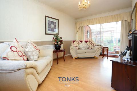 3 bedroom semi-detached house for sale, Thimblemill Road, Smethwick B67