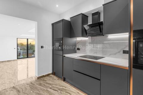 42 Sunset Avenue, London, E4 7LW