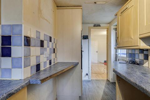 9 Link Road, Huddersfield, HD1 4QQ