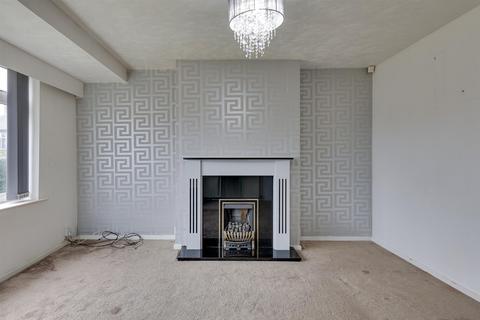 9 Link Road, Huddersfield, HD1 4QQ