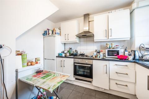 3 bedroom maisonette for sale, Maddams Street, Bow E3