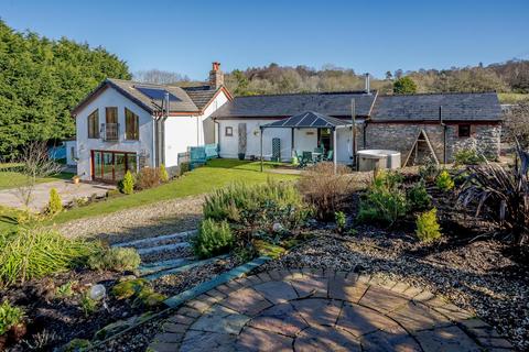 6 bedroom equestrian property for sale, Glan Llyn Farmhouse, Pant Du Road, Mold, CH7 4DD