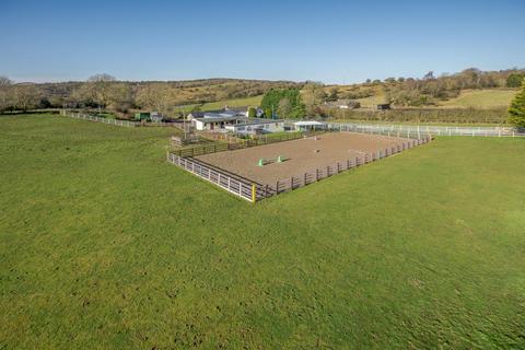 6 bedroom equestrian property for sale, Glan Llyn Farmhouse, Pant Du Road, Mold, CH7 4DD