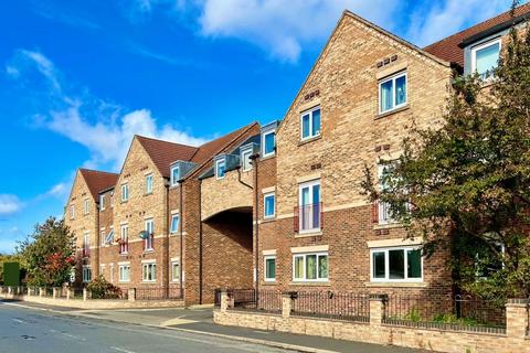 2 bedroom flat for sale, Castle Square Wyberton West Road, Boston, Lincolnshire, PE21