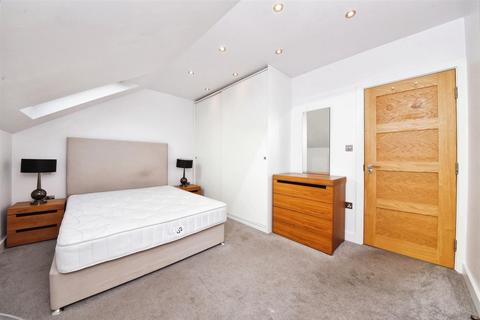 2 bedroom flat to rent, Vivian Avenue, Hendon